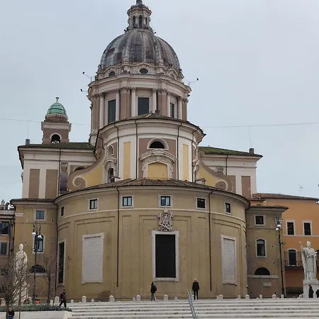 Piazza Del Popolo Pensión *